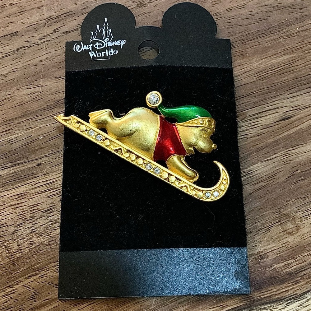 Disney’s Winnie the Pooh Christmas Sleigh Holiday Collectible Pin
